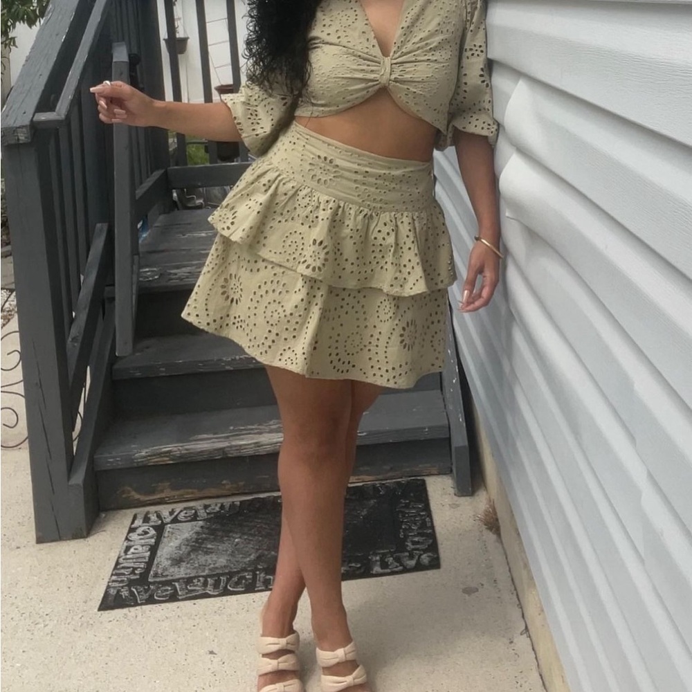 WORN ONCE. Two piece set. Size small. Floral lace detail.